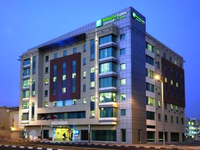 Holiday Inn Express Dubai Jumeirah, An Ihg Hotel Экстерьер фото