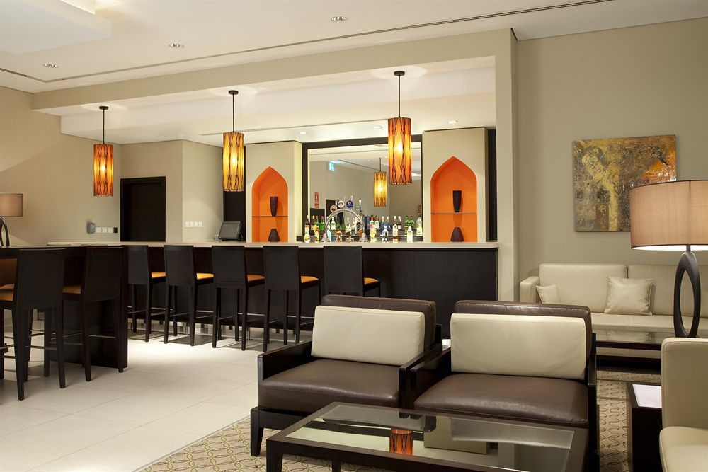Holiday Inn Express Dubai Jumeirah, An Ihg Hotel Экстерьер фото
